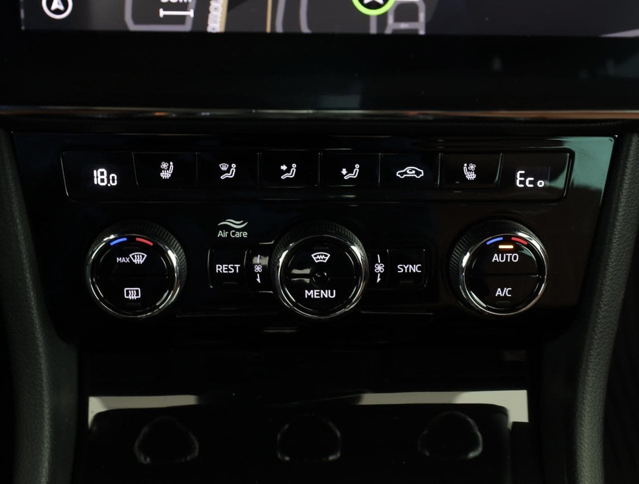 2022 Škoda Superb - 18