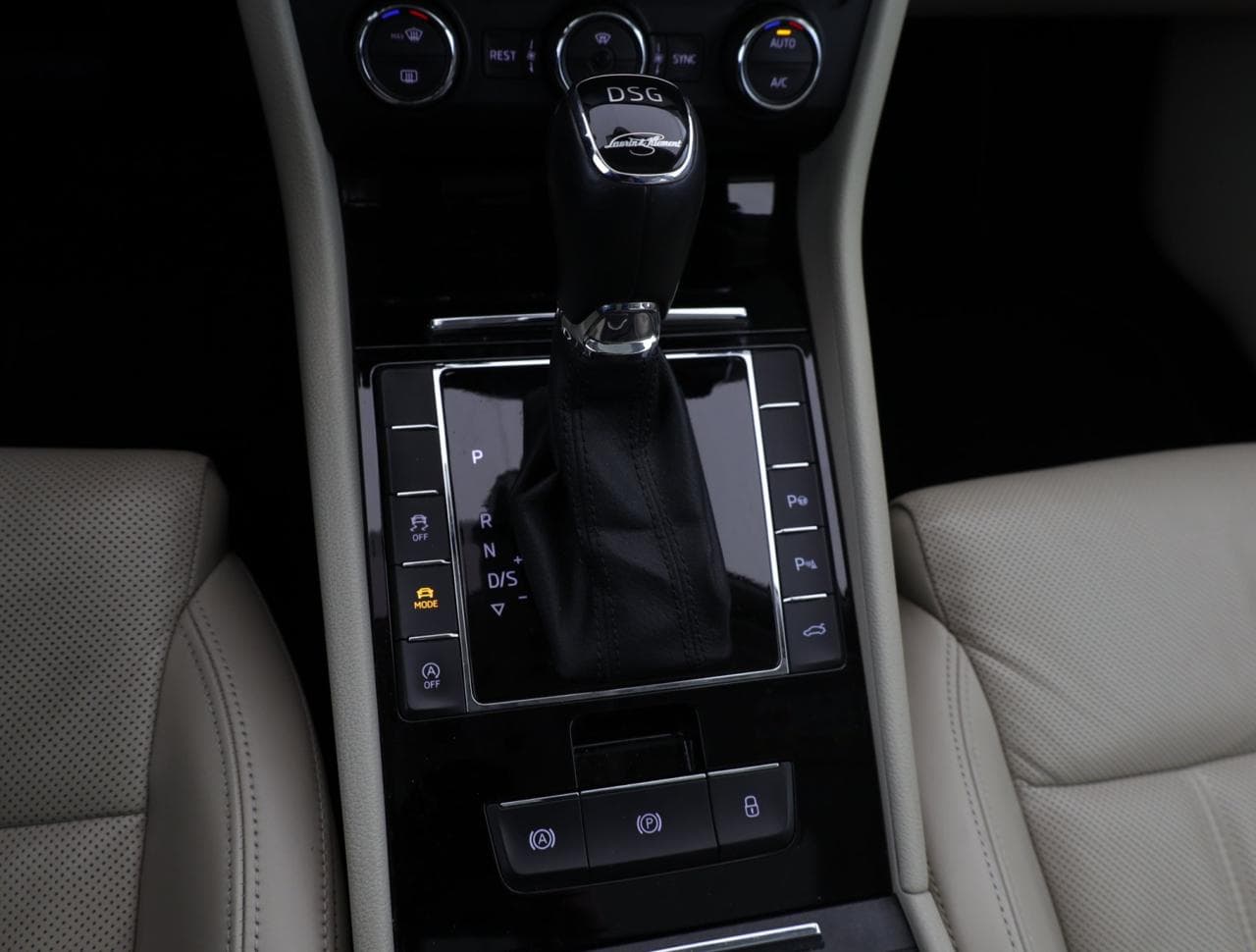 2015 Škoda Superb - 17