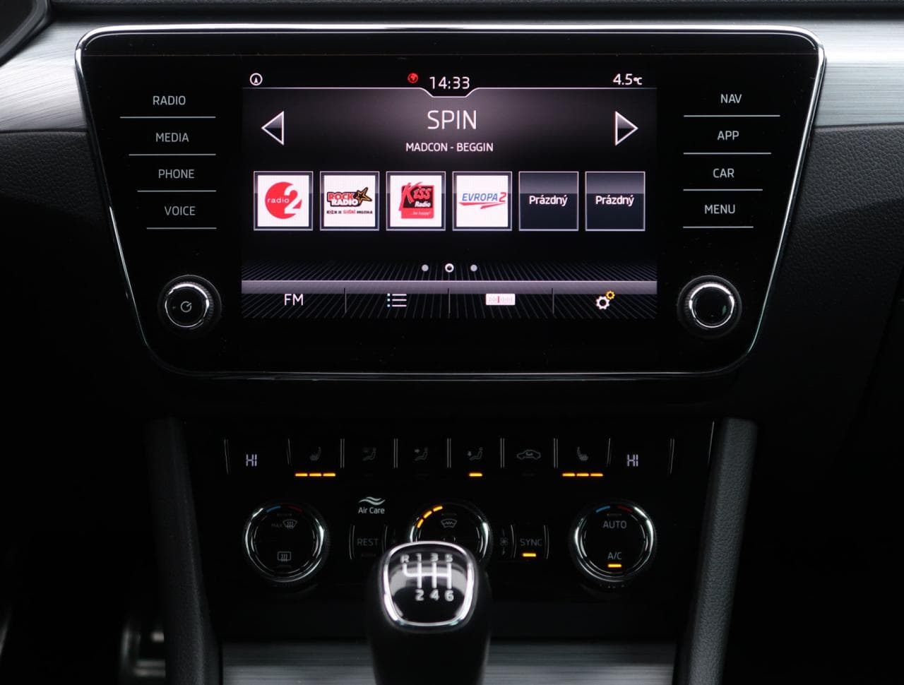 2019 Škoda Superb - 18