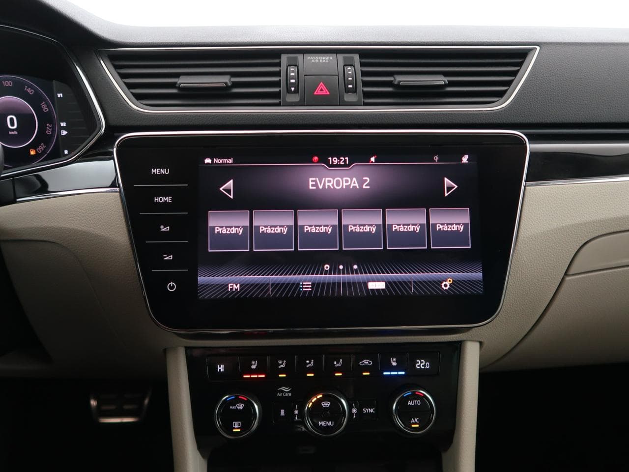 2019 Škoda Superb - 18