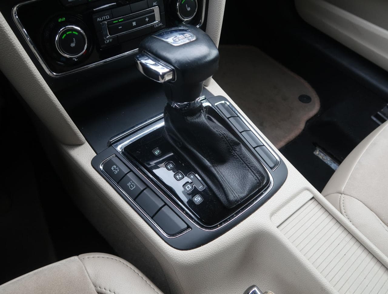 2011 Škoda Superb - 19