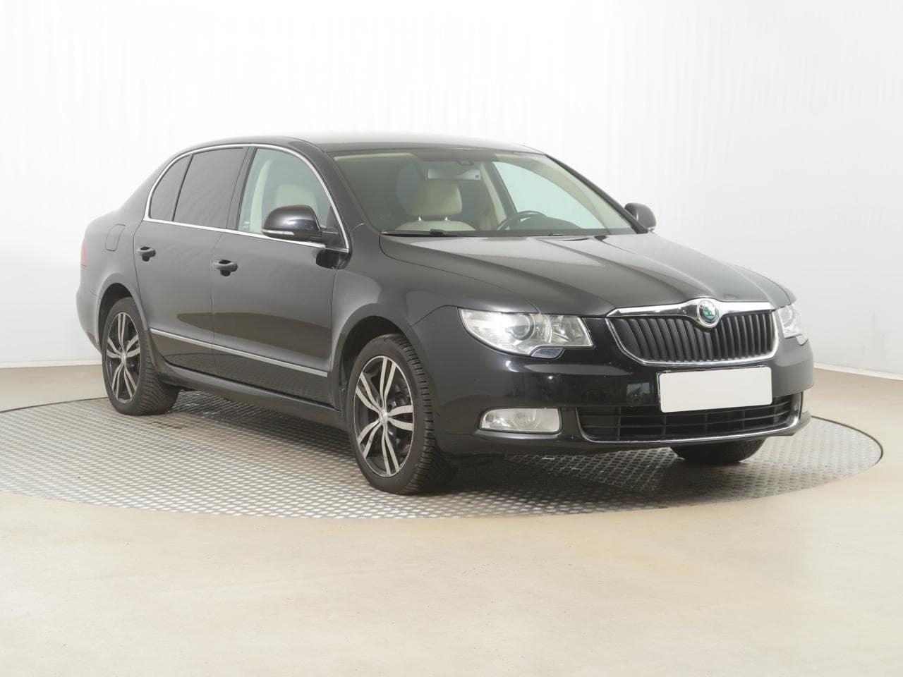 Škoda Superb 2.0 TDI 125kW sedan