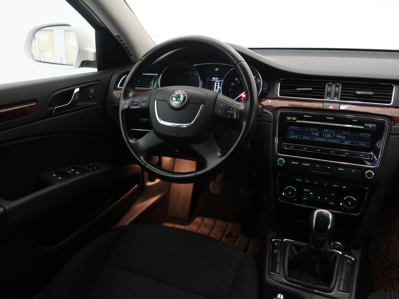 2009 Škoda Superb - 9