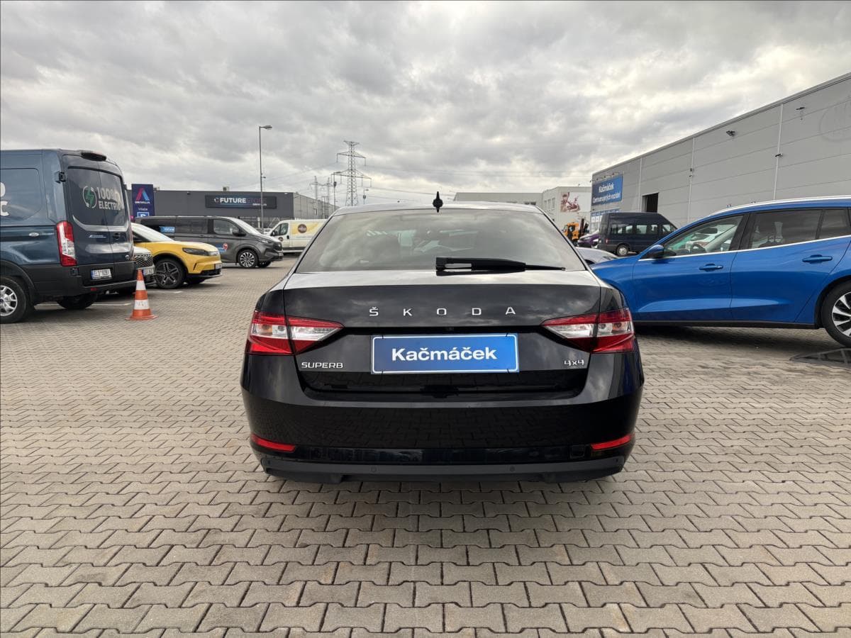 2021 Škoda SUPERB - 4