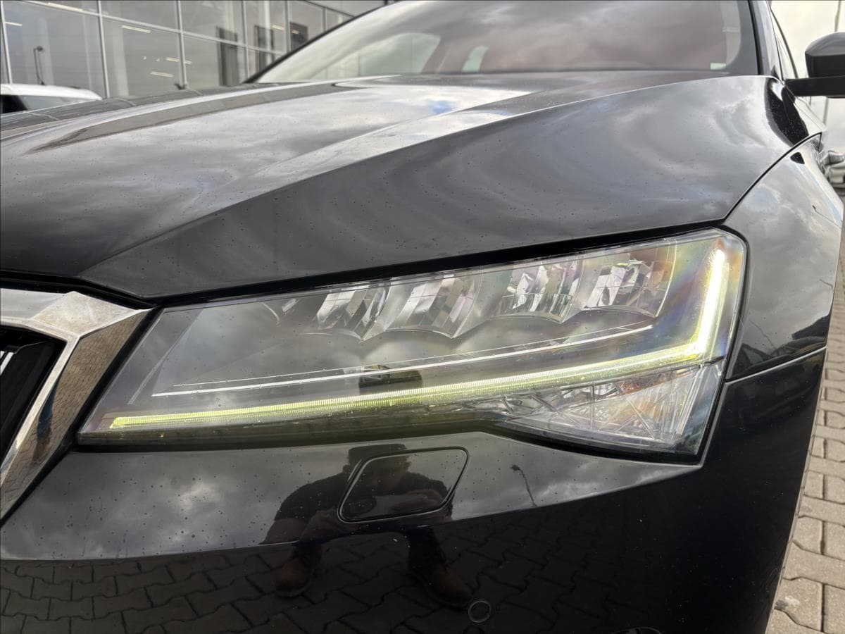 2021 Škoda SUPERB - 9