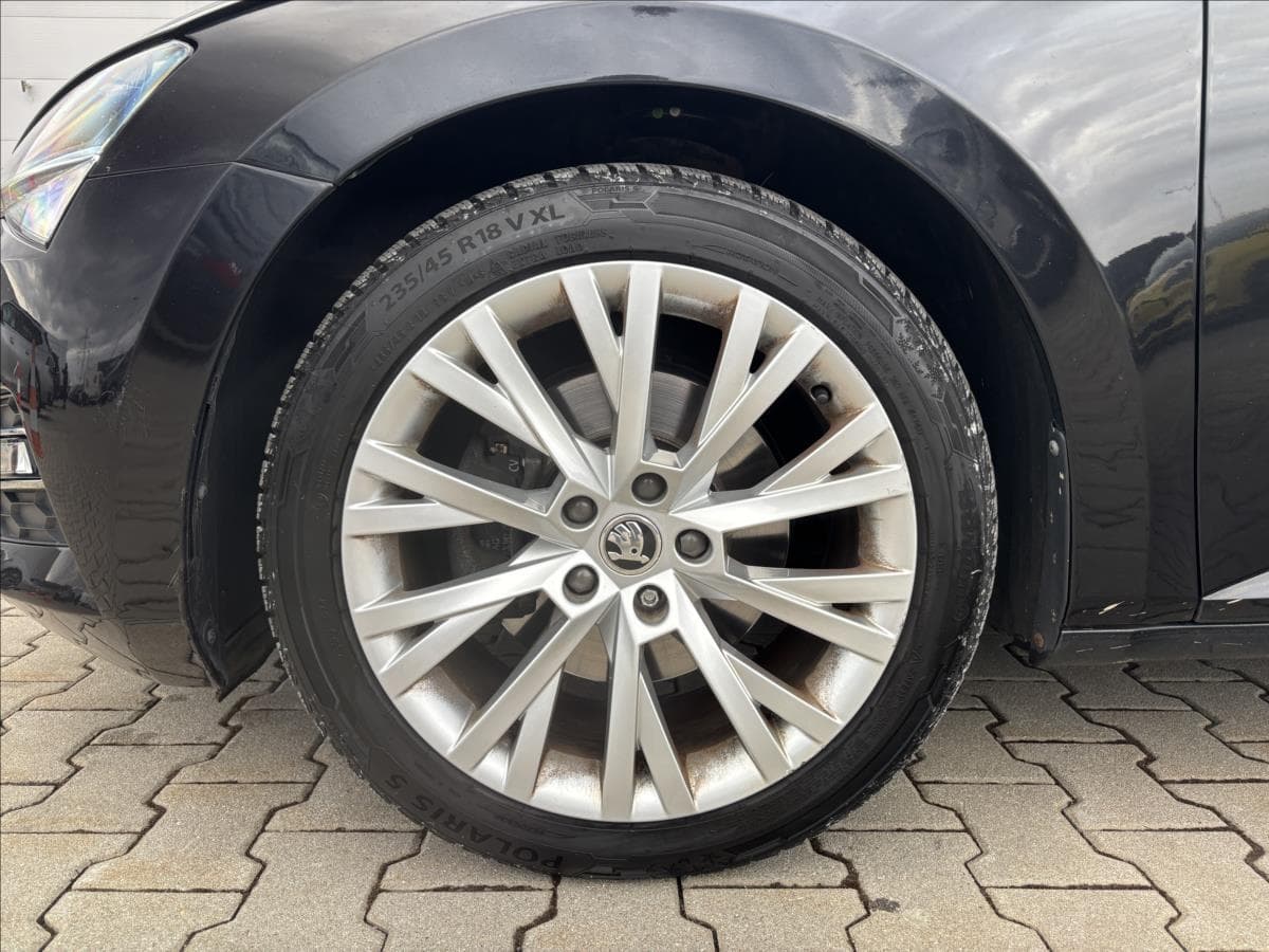 2021 Škoda SUPERB - 10