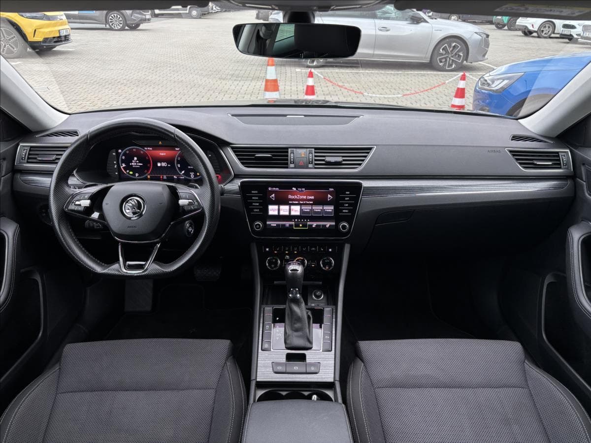 2021 Škoda SUPERB - 16