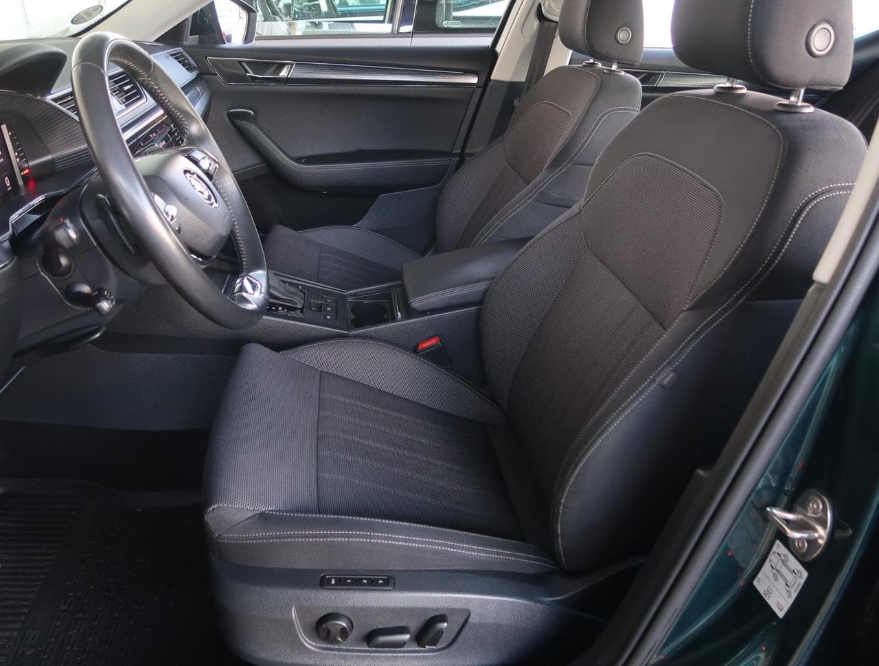 2022 Škoda Superb - 16