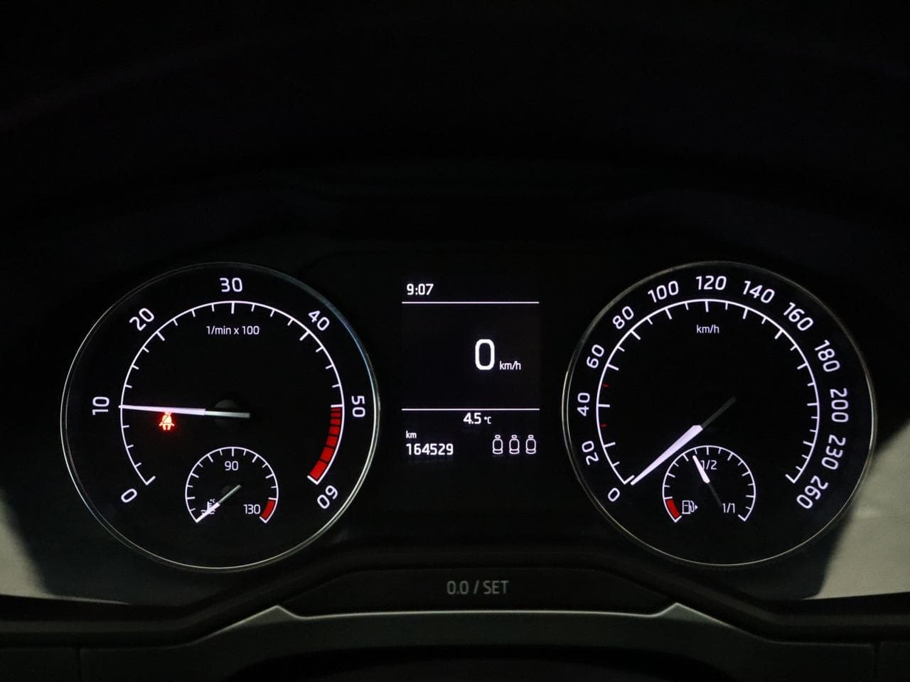 2018 Škoda SUPERB - 14