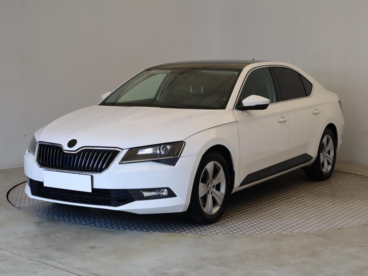 2018 Škoda SUPERB - 3
