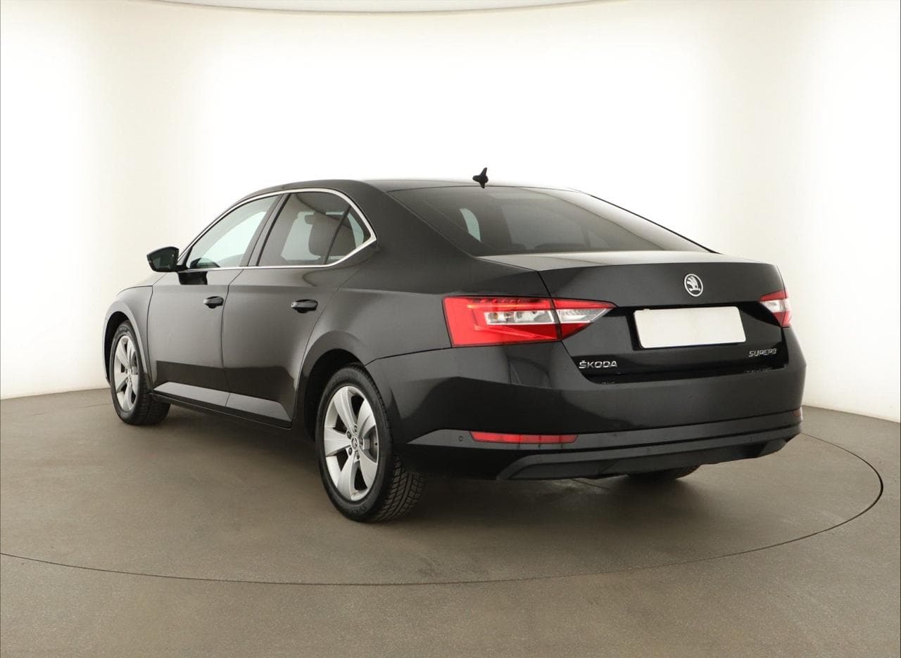 2016 Škoda SUPERB - 5