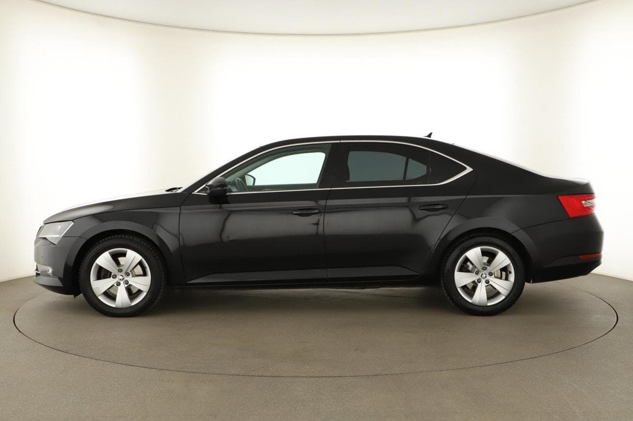 2016 Škoda SUPERB - 4