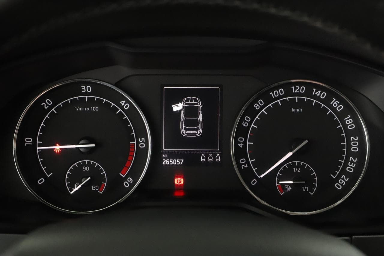 2016 Škoda SUPERB - 15