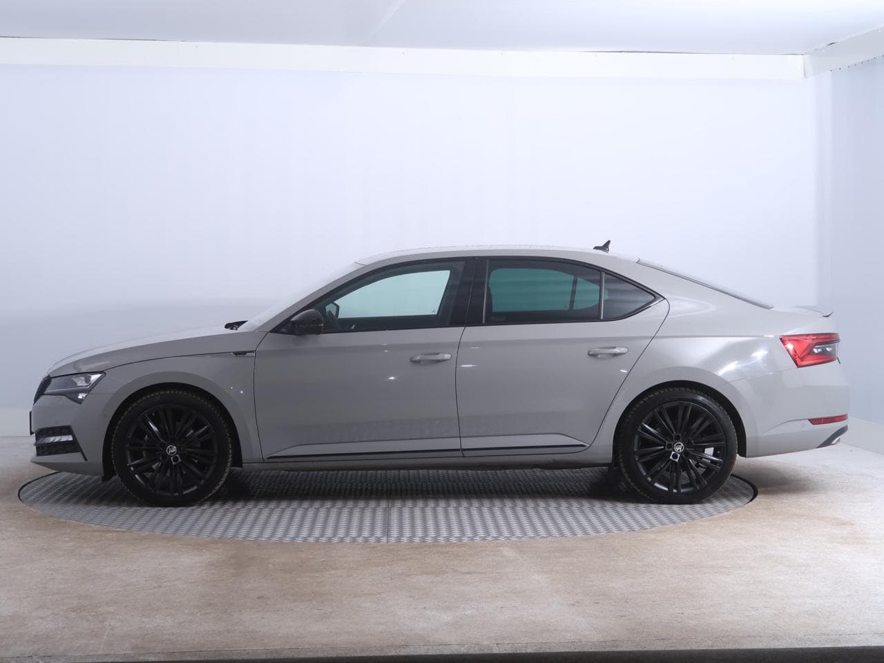 2021 Škoda Superb - 4