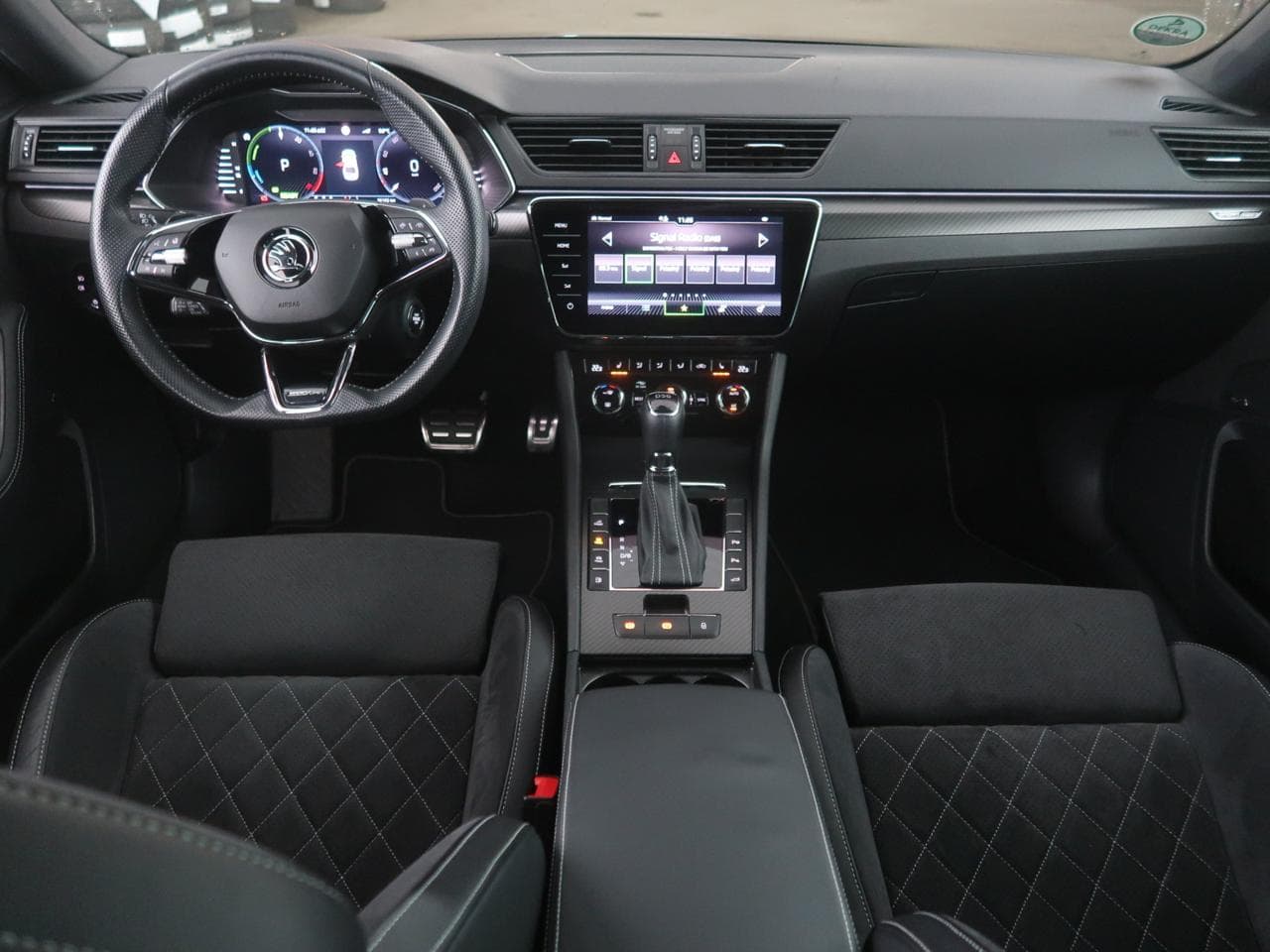 2021 Škoda Superb - 10
