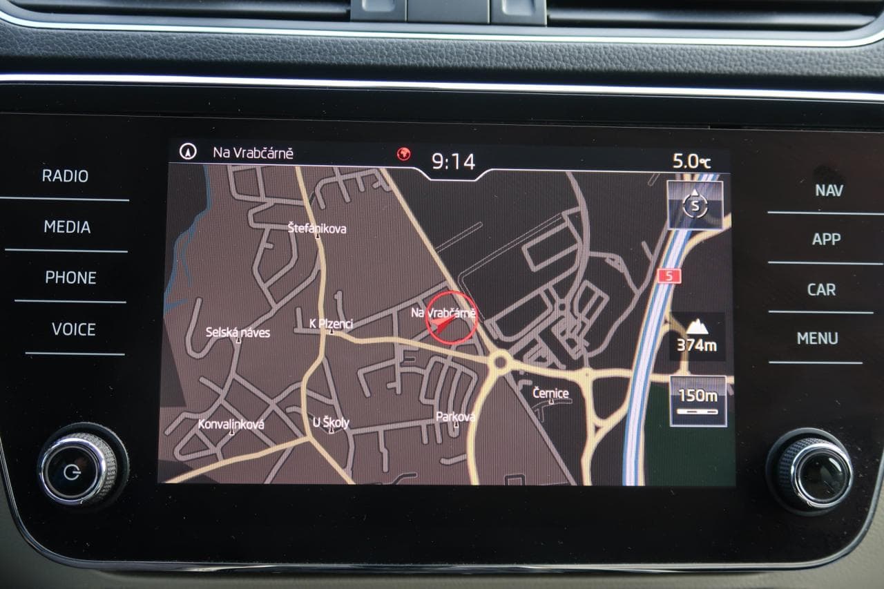 2019 Škoda SUPERB - 19