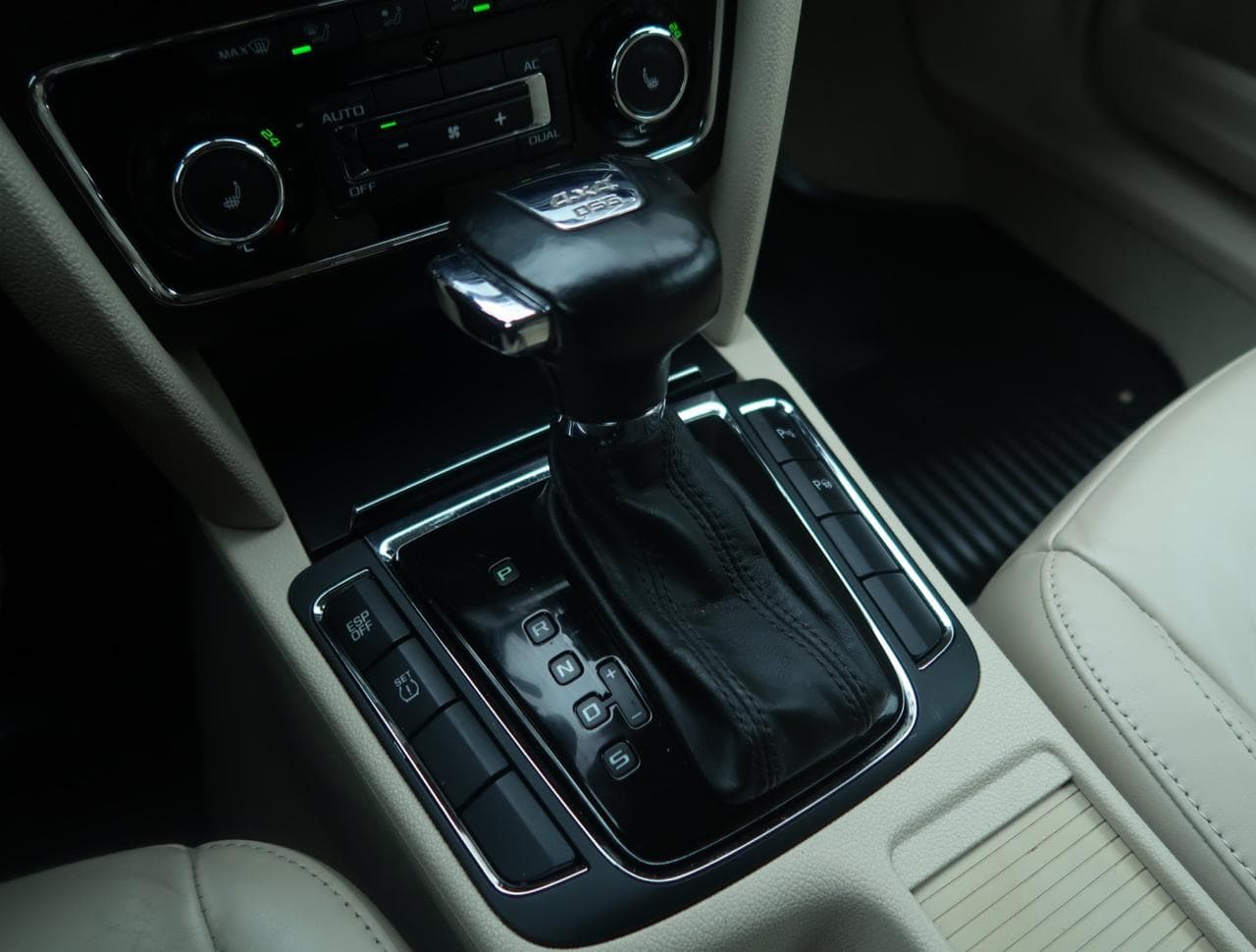 2008 Škoda SUPERB - 19