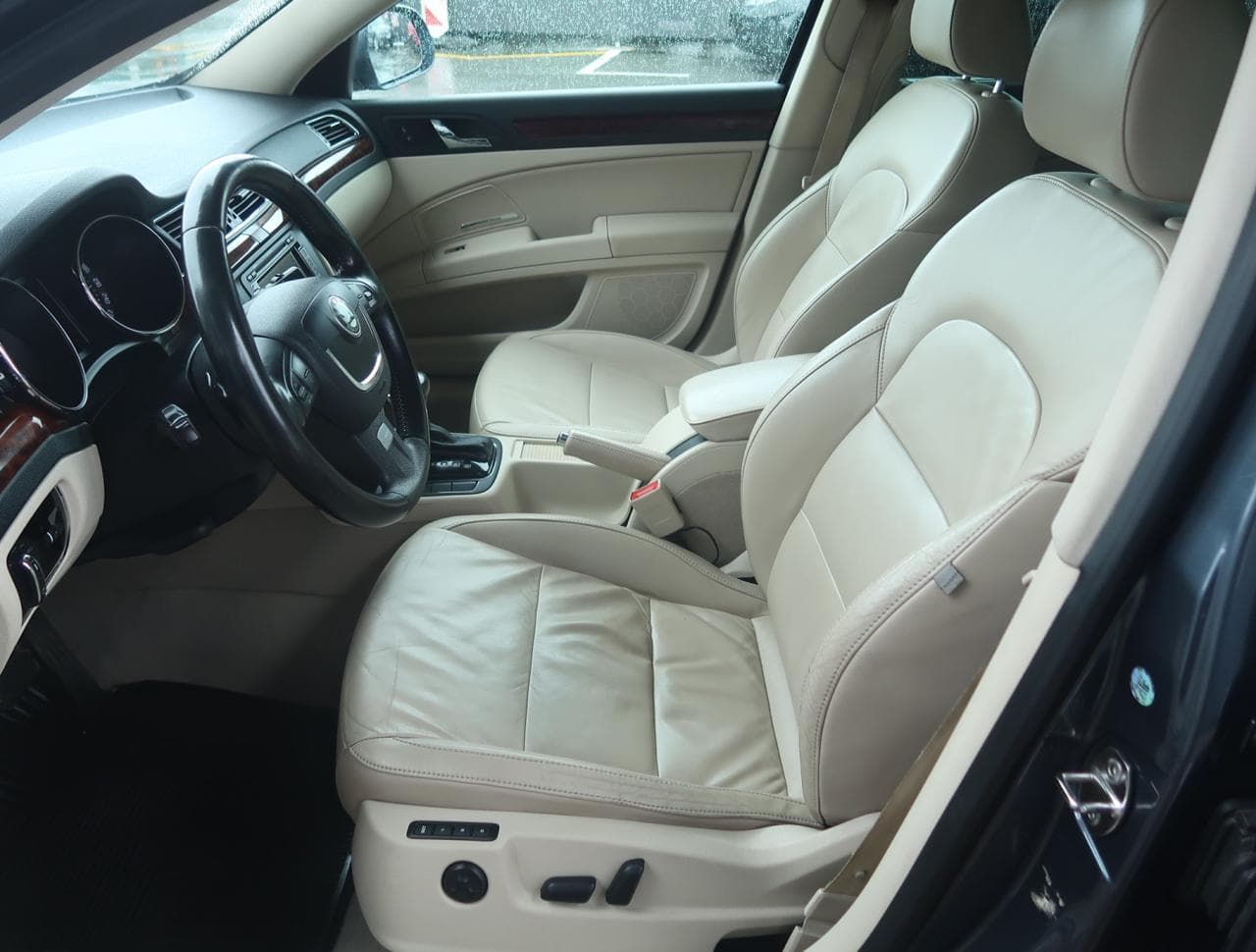 2008 Škoda SUPERB - 16