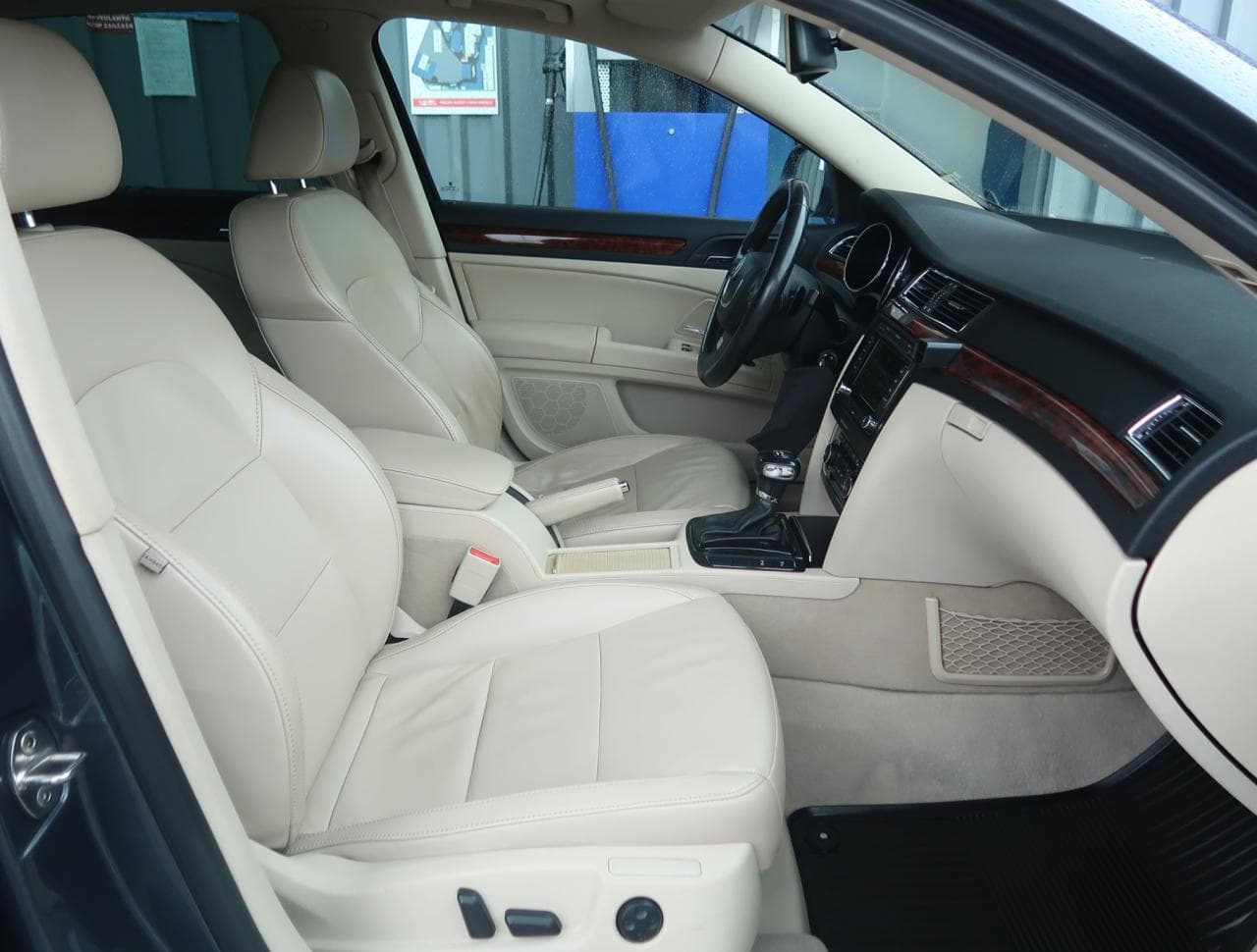 2008 Škoda SUPERB - 12