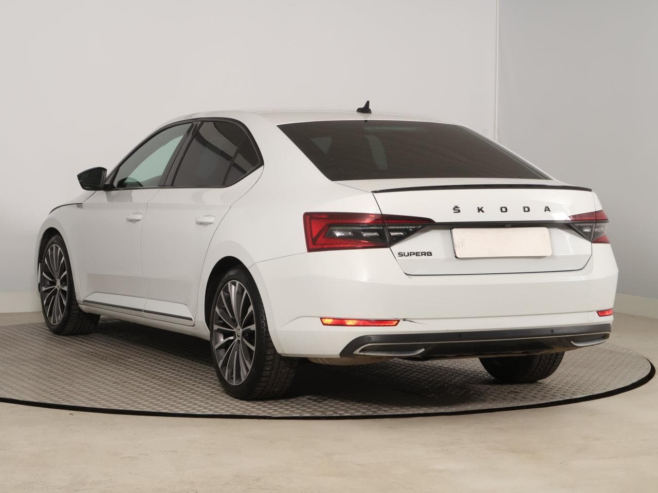 2020 Škoda SUPERB - 5