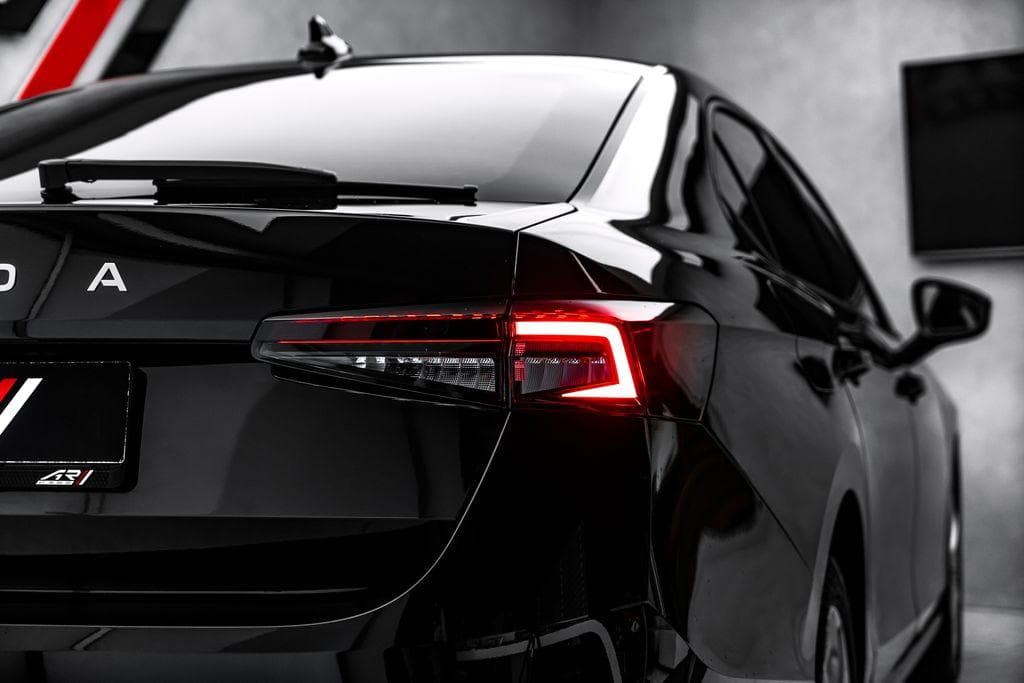 2025 Škoda SUPERB - 10