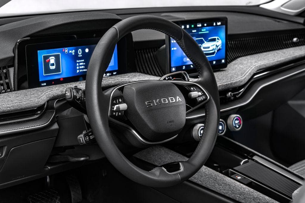 2025 Škoda SUPERB - 16