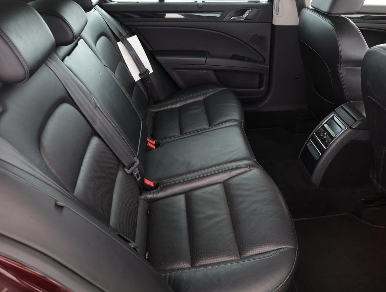 2013 Škoda SUPERB - 11