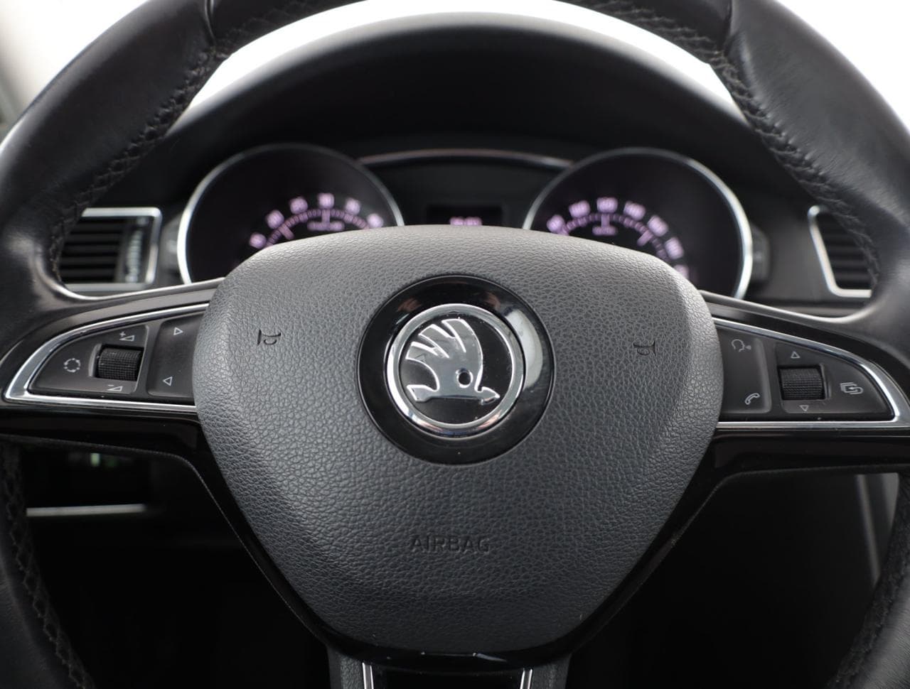 2013 Škoda SUPERB - 14