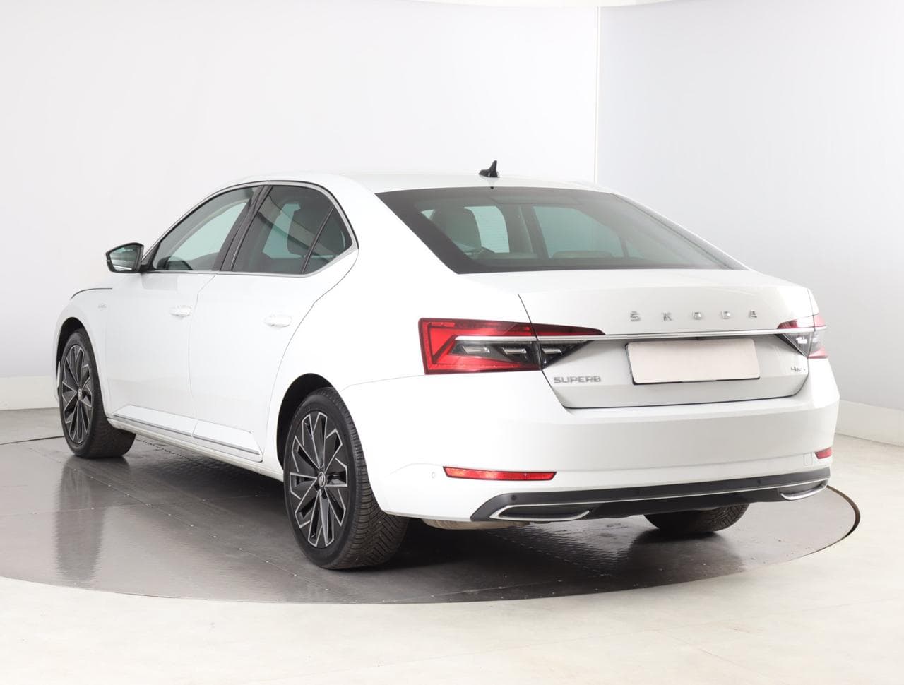 2023 Škoda SUPERB - 5