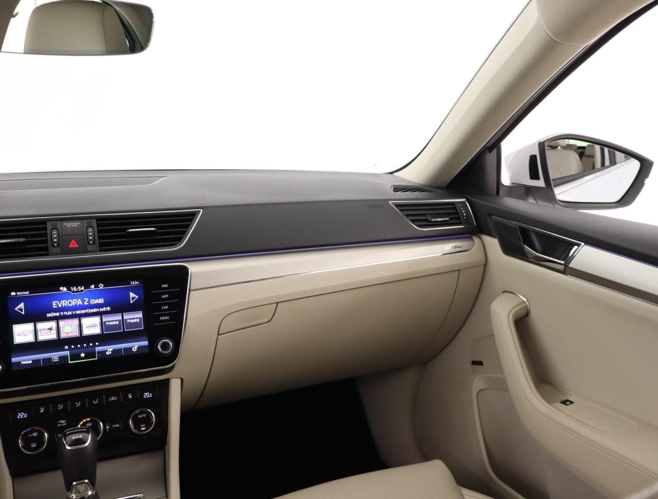 2023 Škoda SUPERB - 11