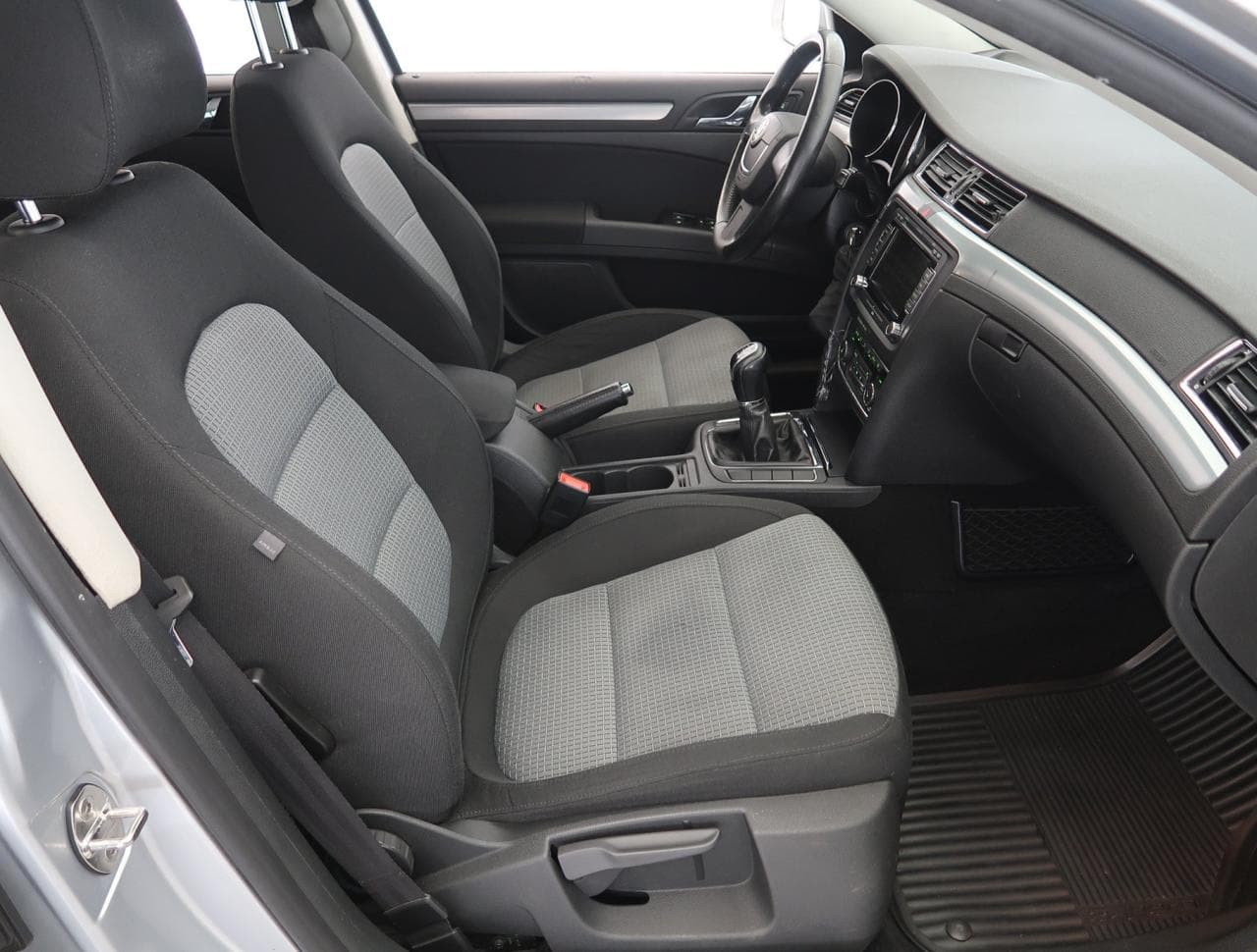 2008 Škoda SUPERB - 12