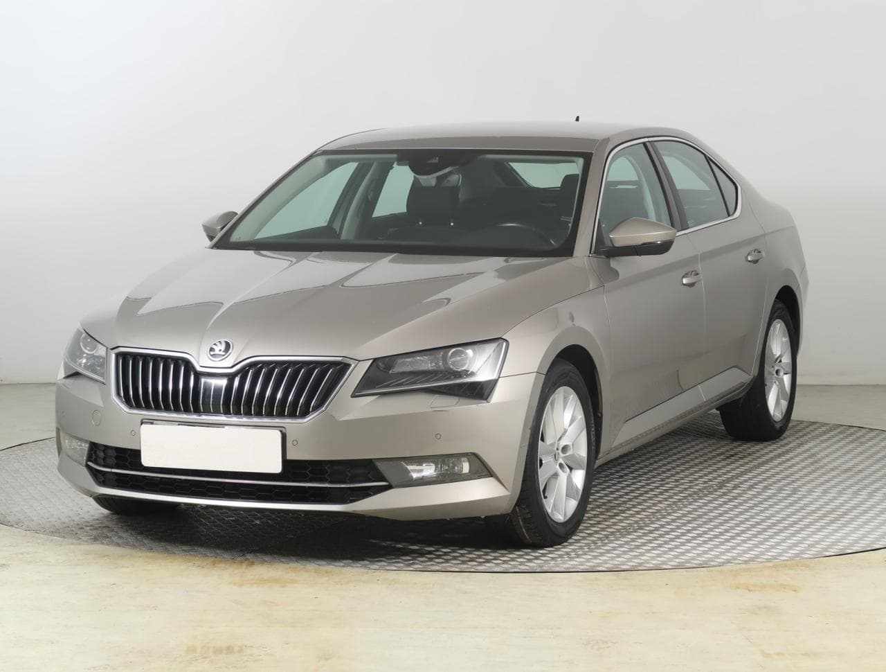 2015 Škoda SUPERB - 3