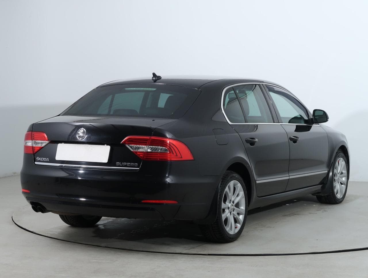 2014 Škoda SUPERB - 7