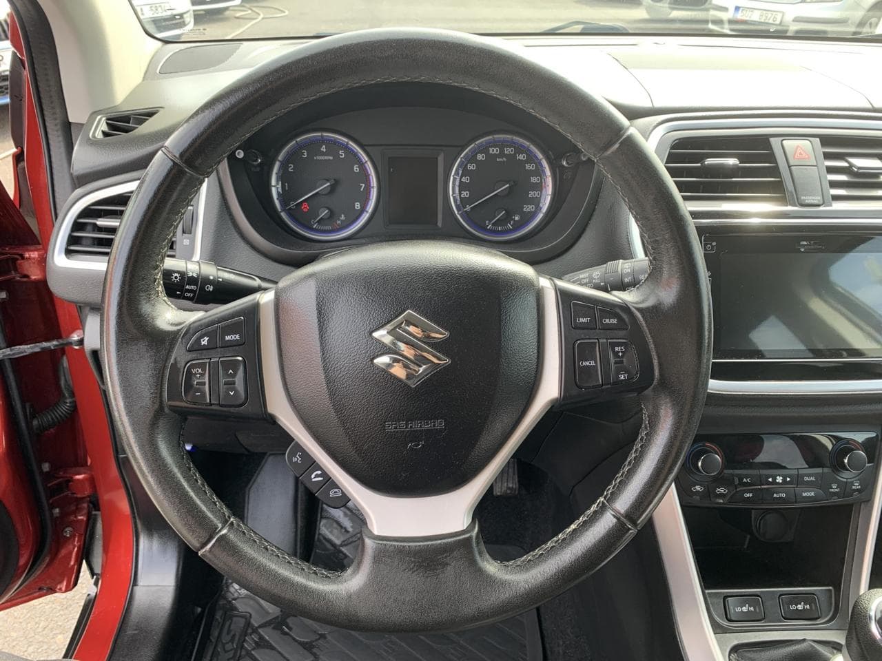 2018 Suzuki S-CROSS - 13