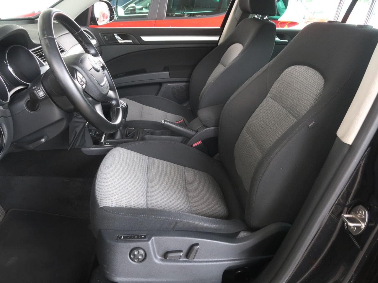 2012 Škoda SUPERB - 16