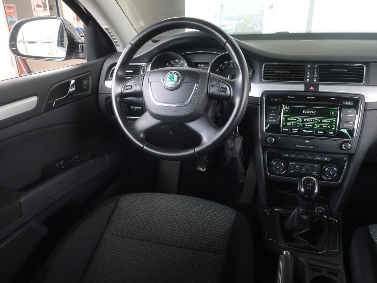 2012 Škoda SUPERB - 9
