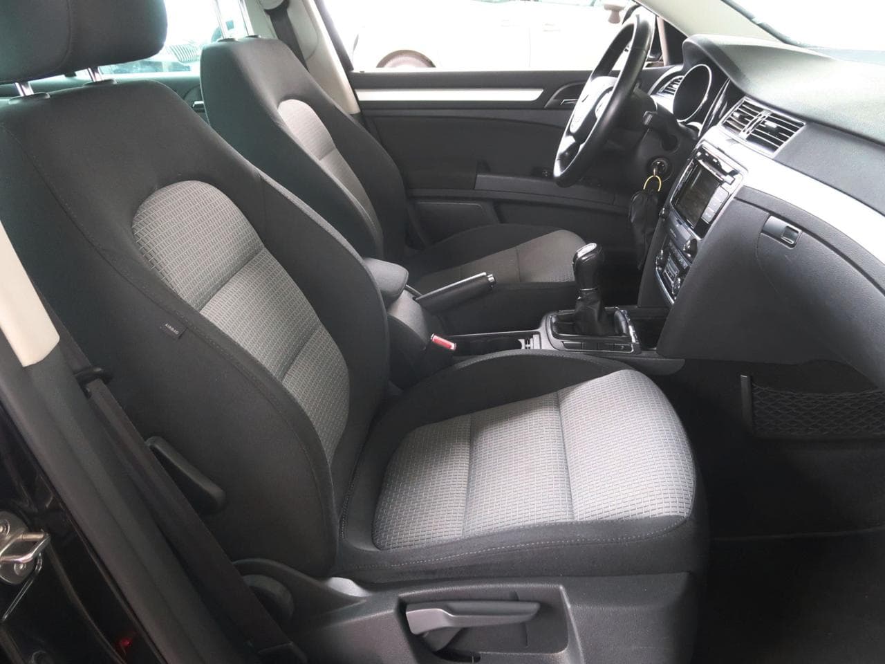 2012 Škoda SUPERB - 12