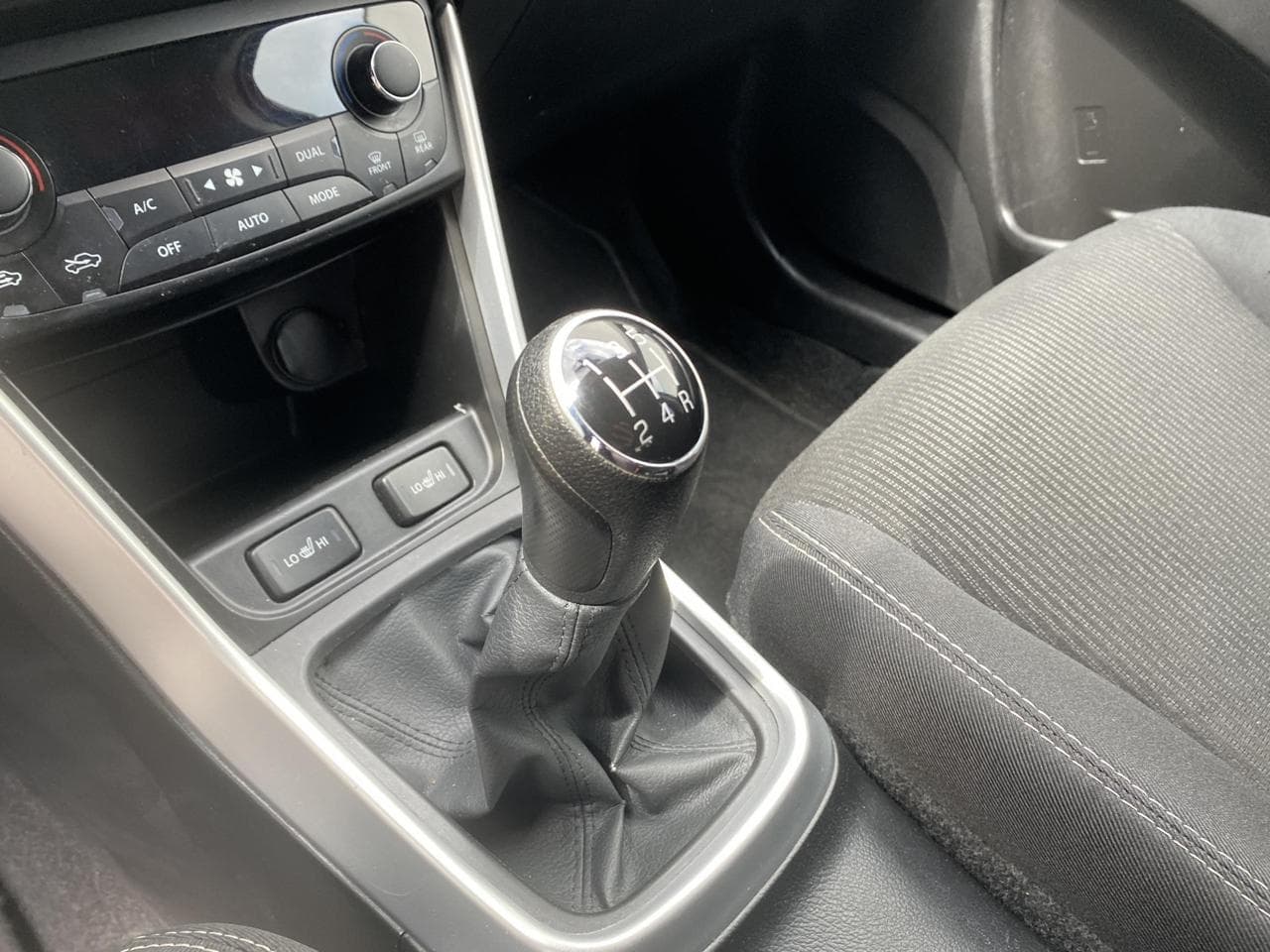 2018 Suzuki S-CROSS - 28
