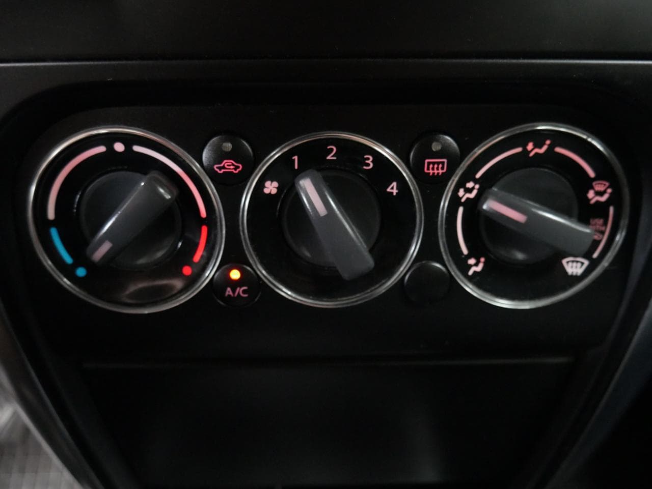 2006 Suzuki SX4 - 16