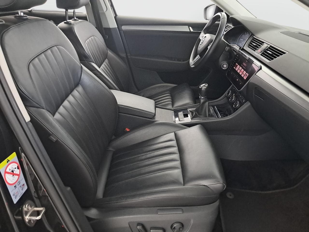 2019 Škoda SUPERB - 21