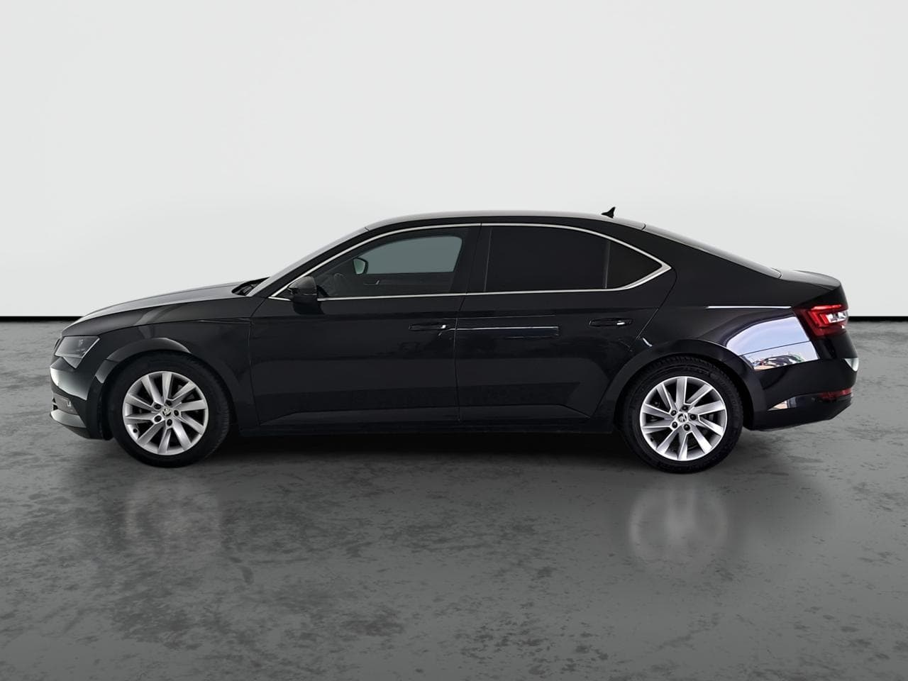 2019 Škoda SUPERB - 7