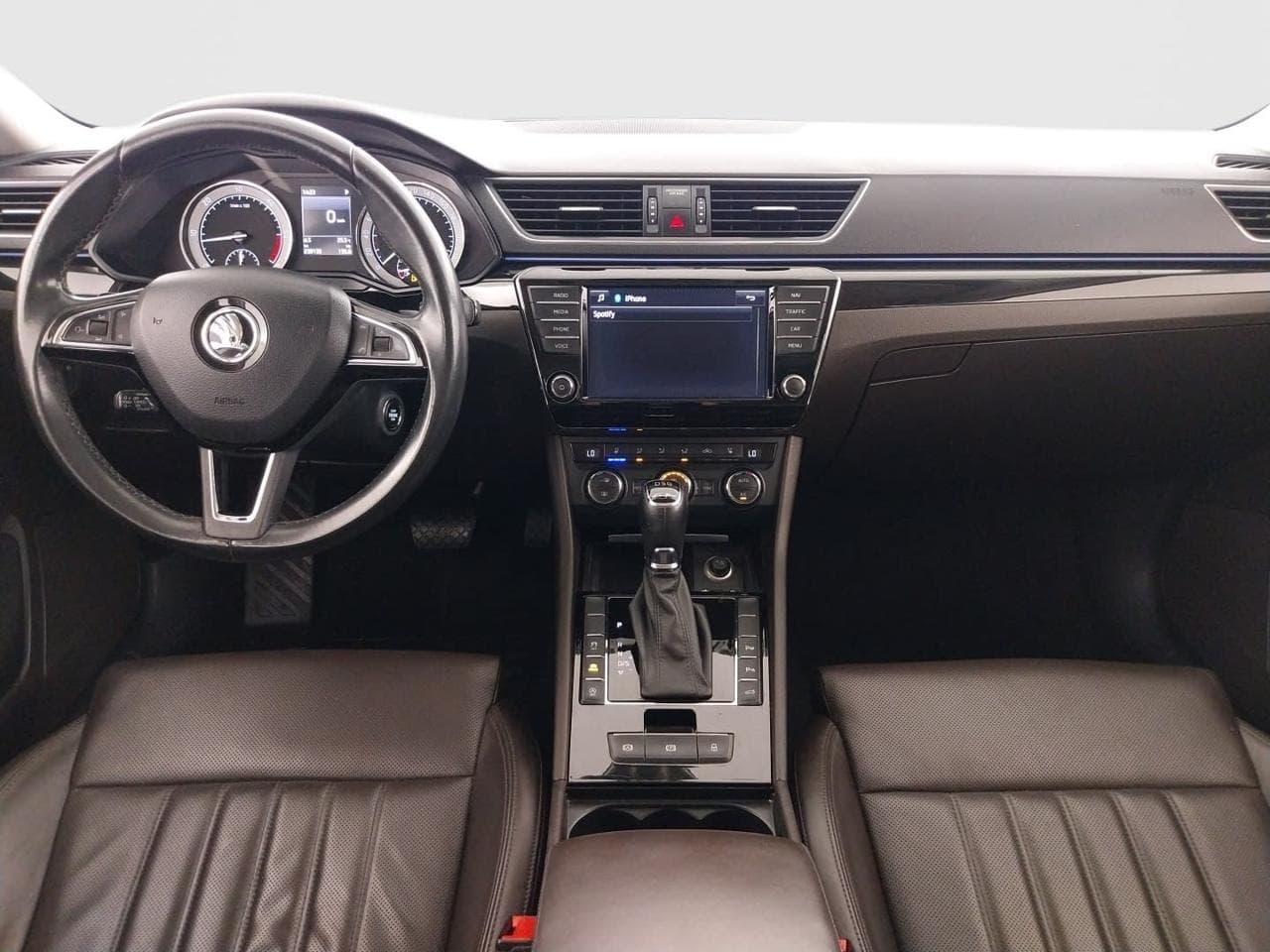 2016 Škoda SUPERB - 10