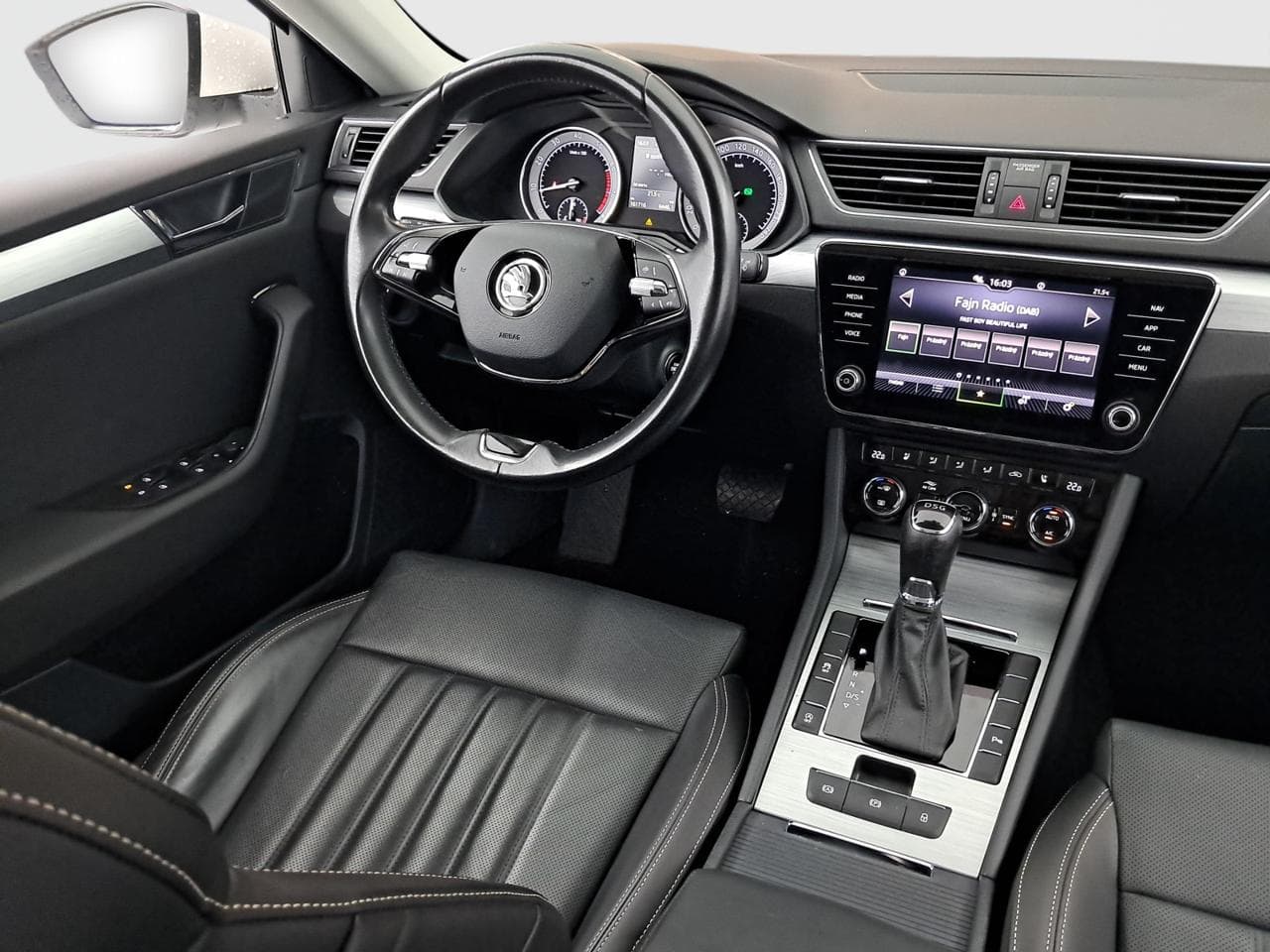 2021 Škoda SUPERB - 9