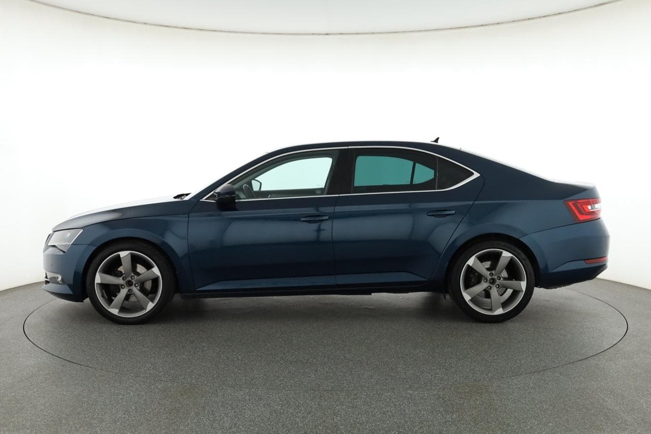2016 Škoda SUPERB - 4