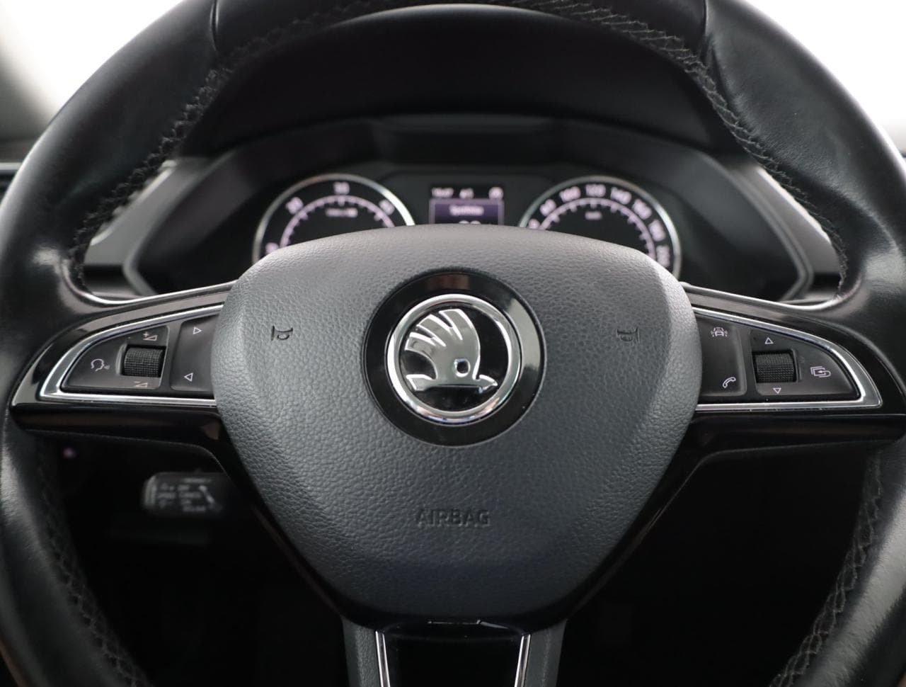 2016 Škoda SUPERB - 14