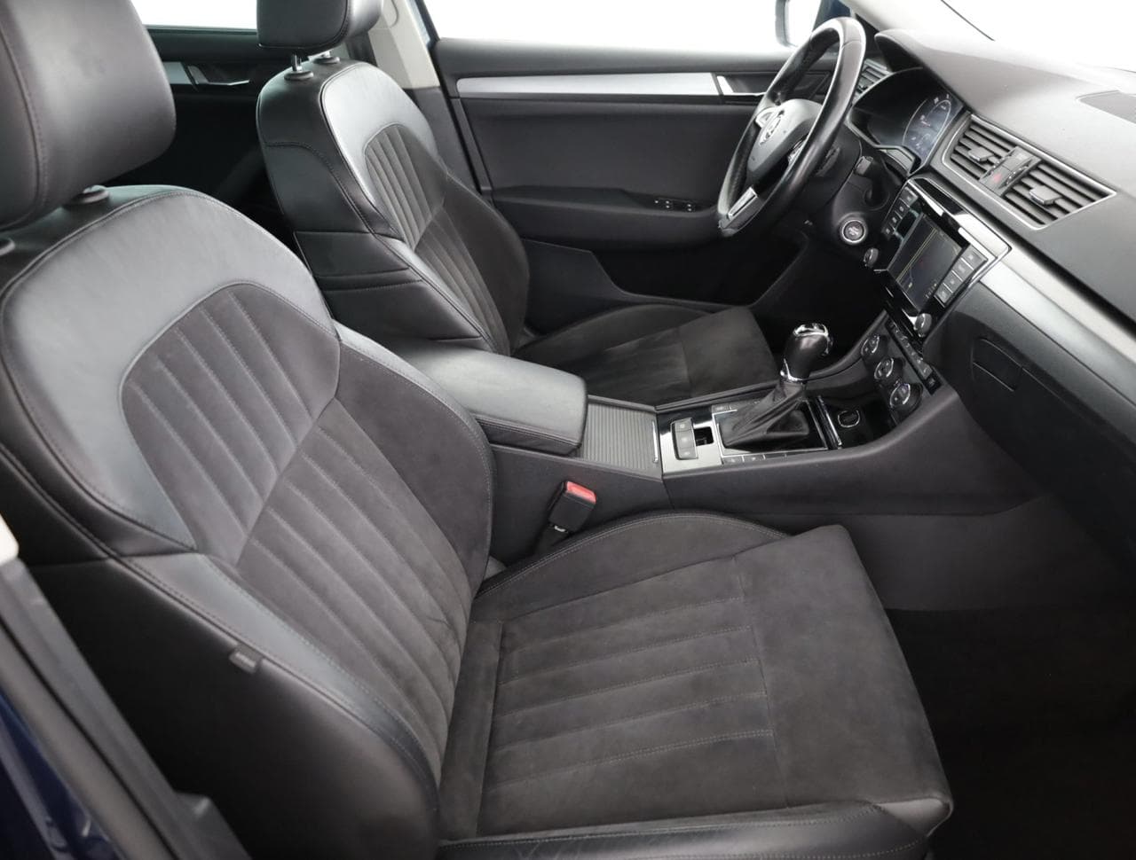 2016 Škoda SUPERB - 10