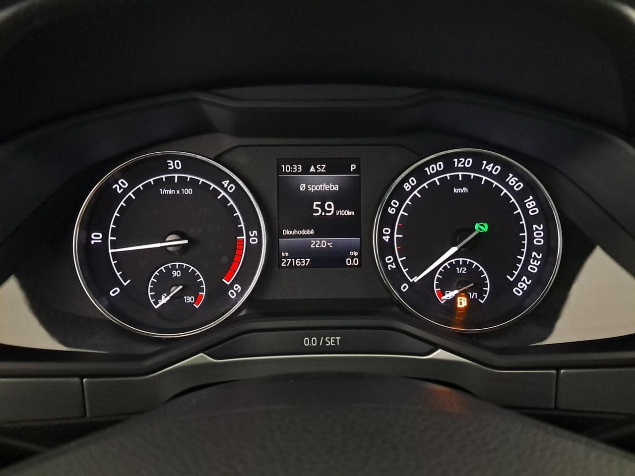 2019 Škoda SUPERB - 17