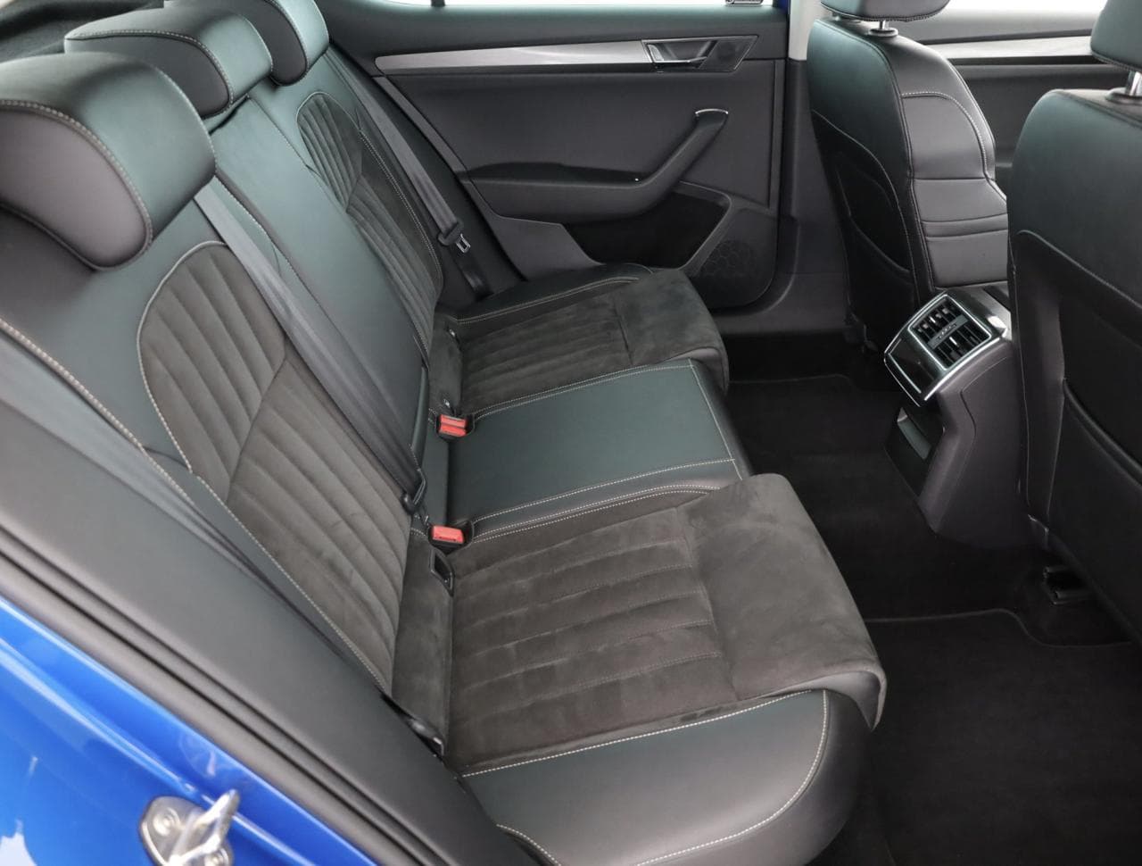 2022 Škoda SUPERB - 11