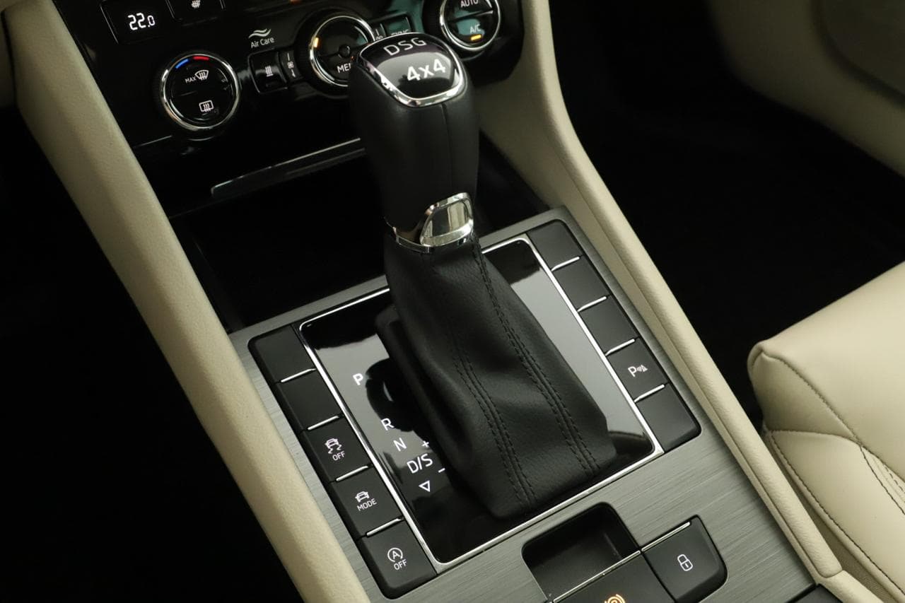 2022 Škoda SUPERB - 19