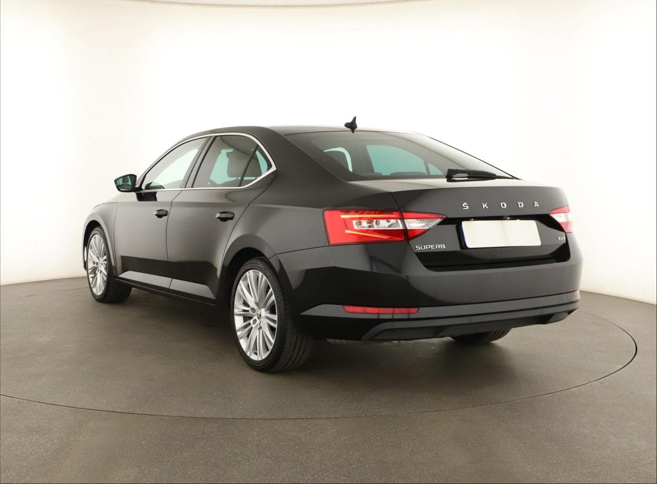 2022 Škoda SUPERB - 5